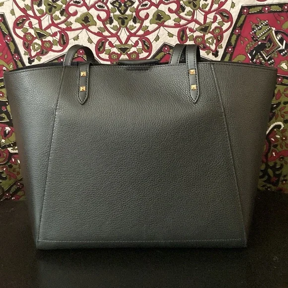 Brand new Michael Kors Tote bag.